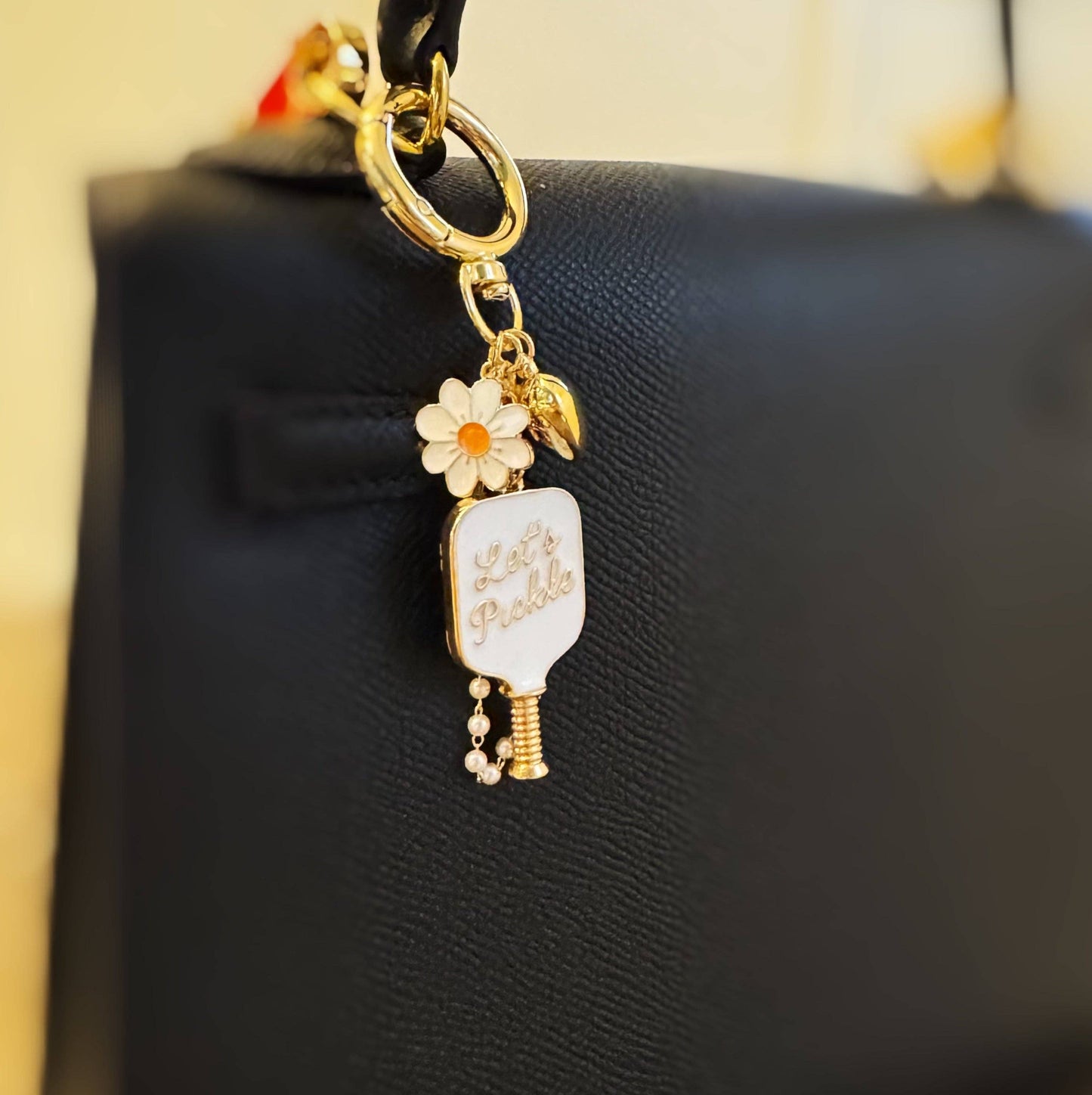 The Darling Daisy Charm